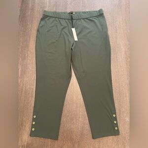 NWT AMBERNOON OLIVE GREEN BUTTON DETAIL UV PROTECTIVE PANTS - Size XL SKU:462